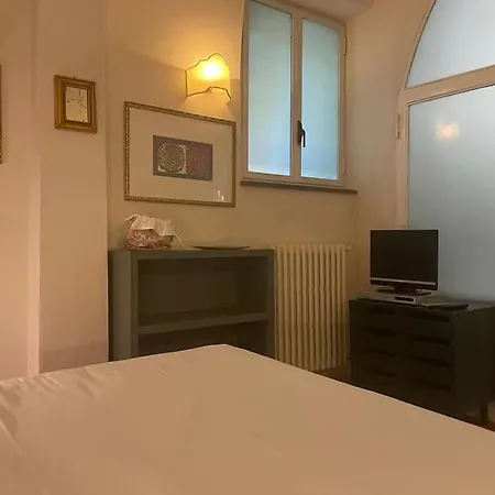 Dimora Storica La Foglia 아파트 *